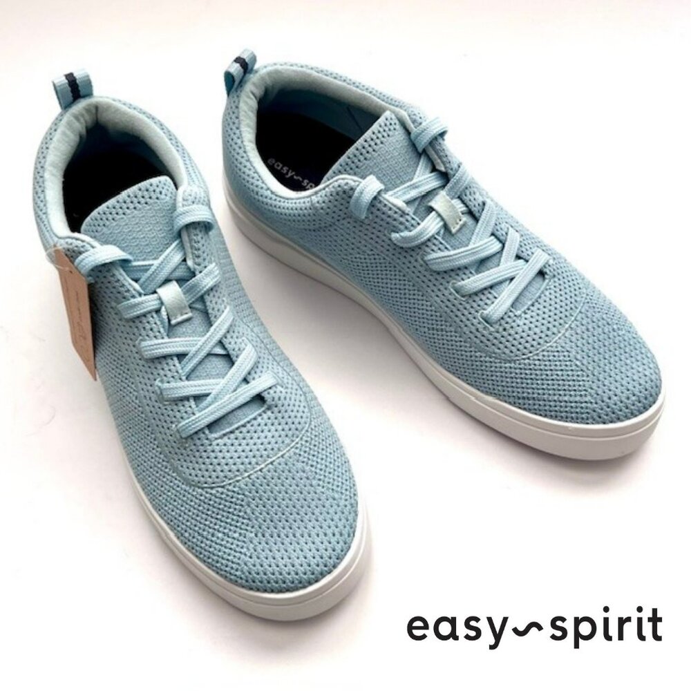 Easy Spirit Molly2 Women's Light Blue Sneakers (11M)  New in Box